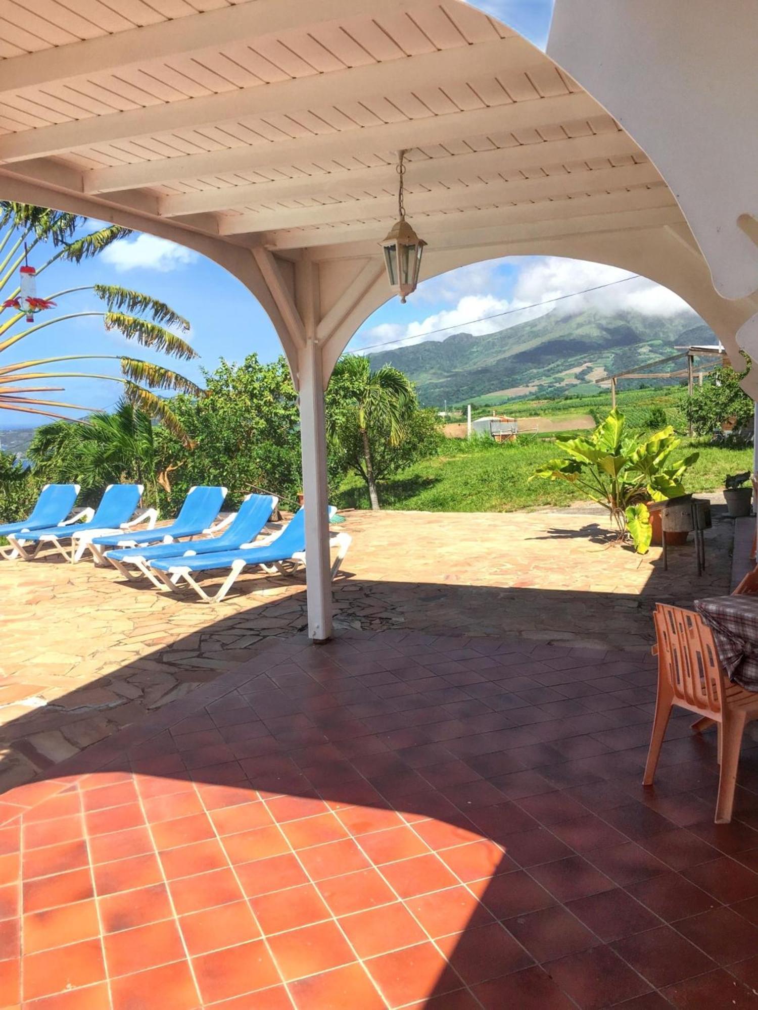 Villa Enchantee Avec Vue Sur Mer Et Piscine Au Carbet Le Carbet Exteriör bild